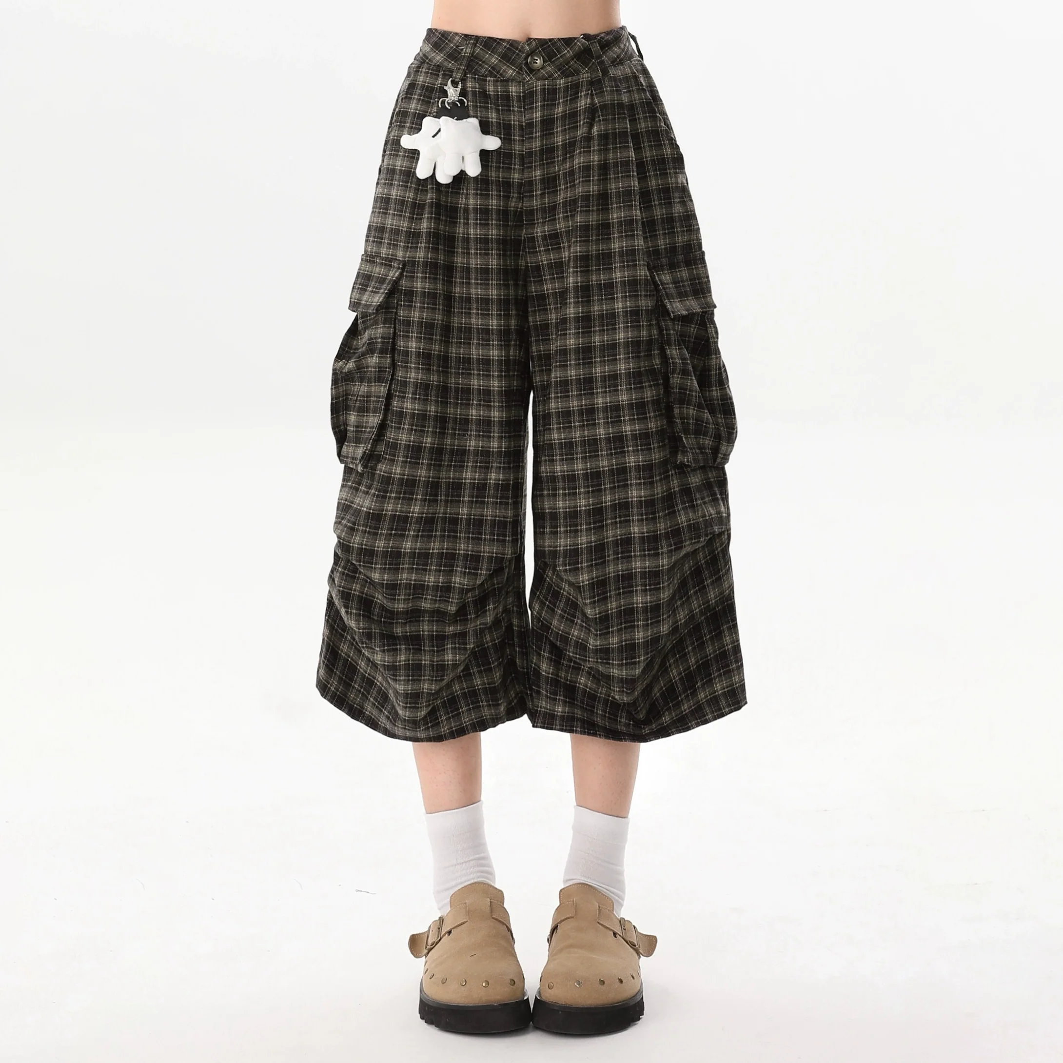 Brown Plaid Bear-Patch Wide-Leg Culotte Shorts - greatdealsin