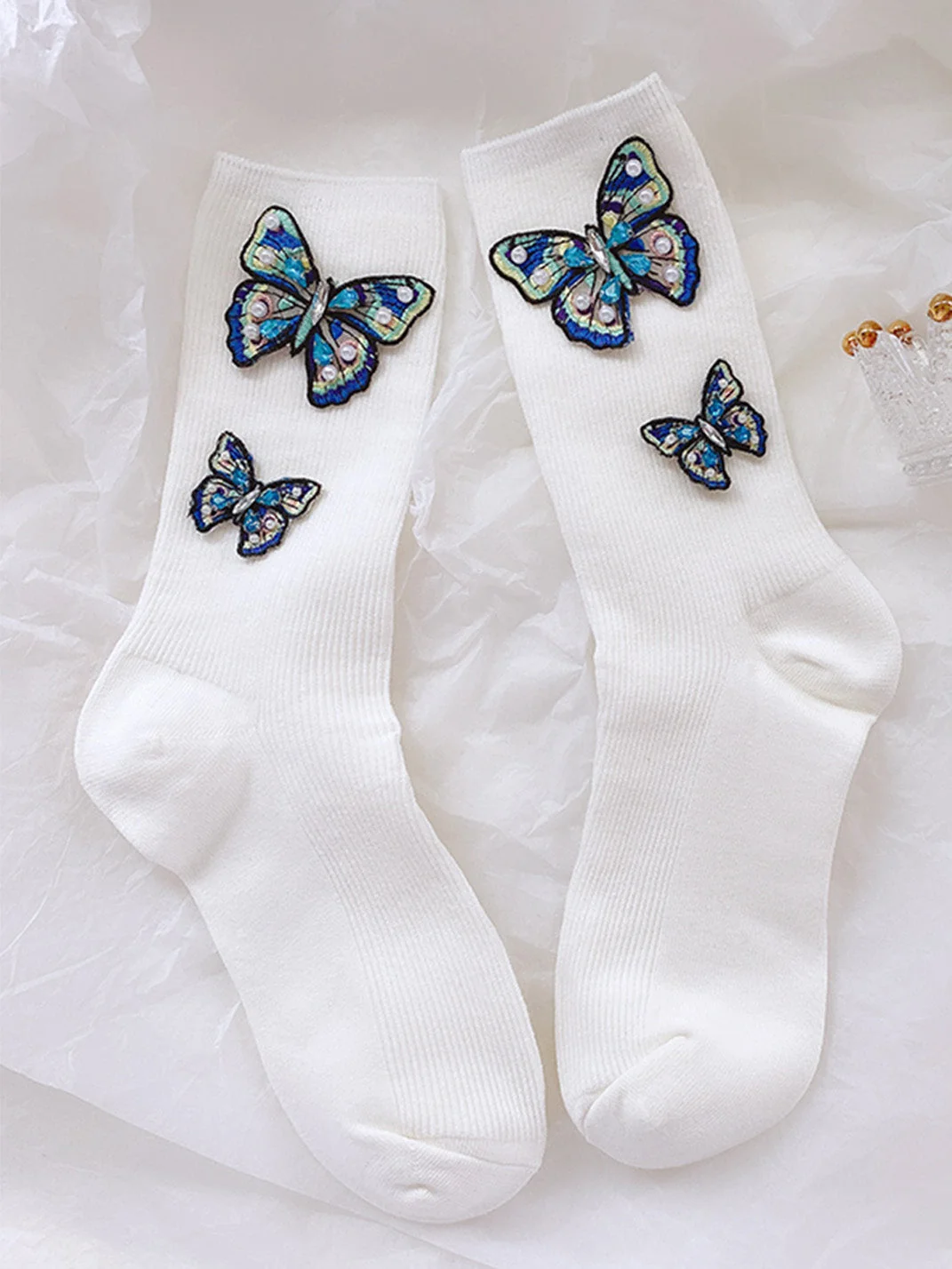 Butterfly Embroidered Pearl Detail Socks - greatdealsin