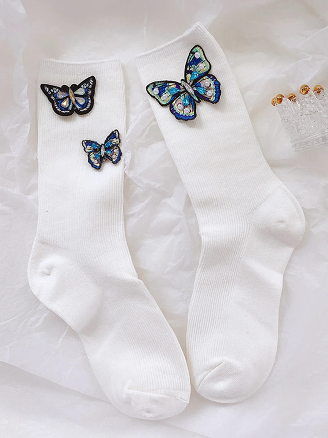 Butterfly Embroidered Pearl Detail Socks - greatdealsin
