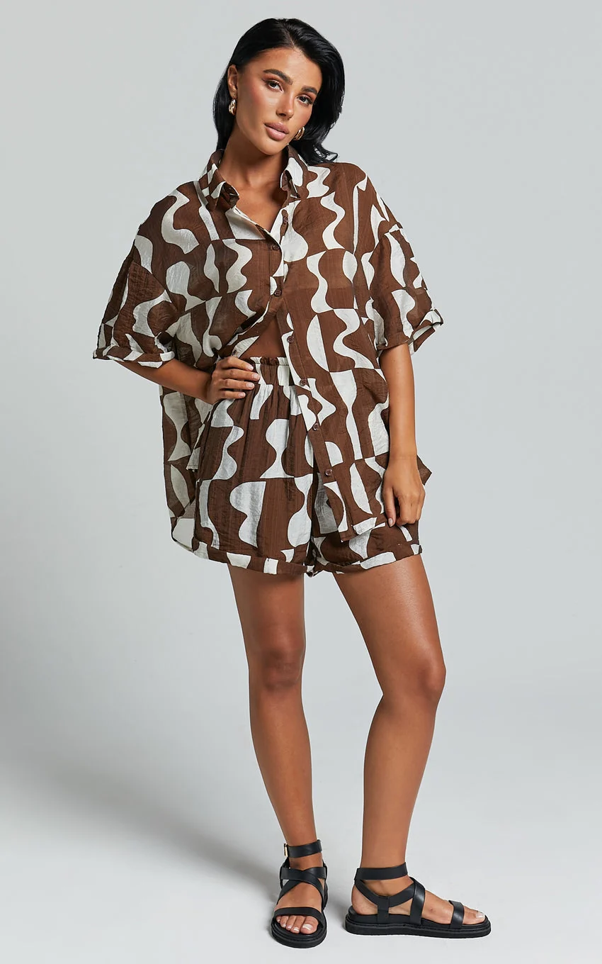 Nadiane Shorts - Shirred High Waisted Shorts in Chocolate Mono Wave - greatdealsin