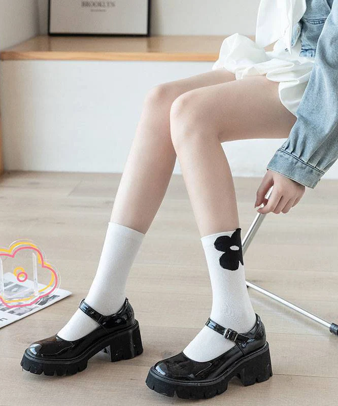 Spring And Autumn Minimalist Cotton Mid Calf Socks - greatdealsin
