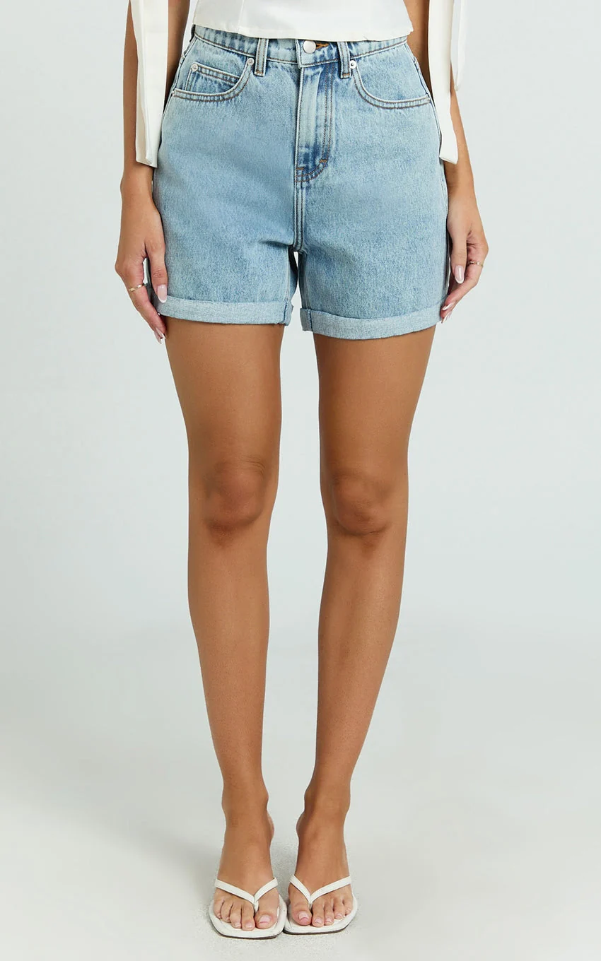 Cristiana Shorts - High Waisted Cuffed Denim in Light Blue Wash - greatdealsin