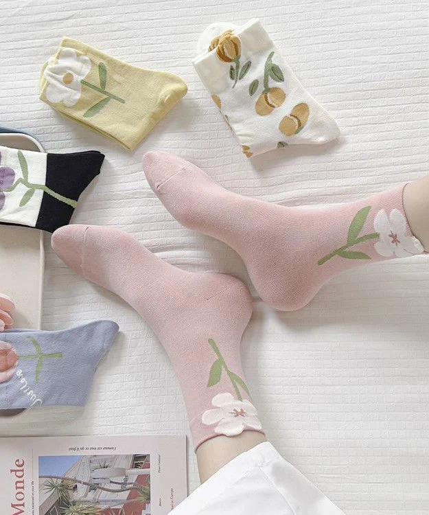 Chic Cute Floral Jacquard Cotton Mid Calf Socks - greatdealsin