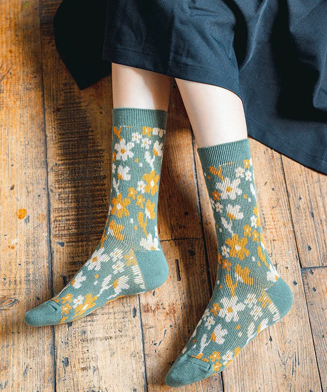 Retro Flowre Print Warm Cotton Crew Socks - greatdealsin