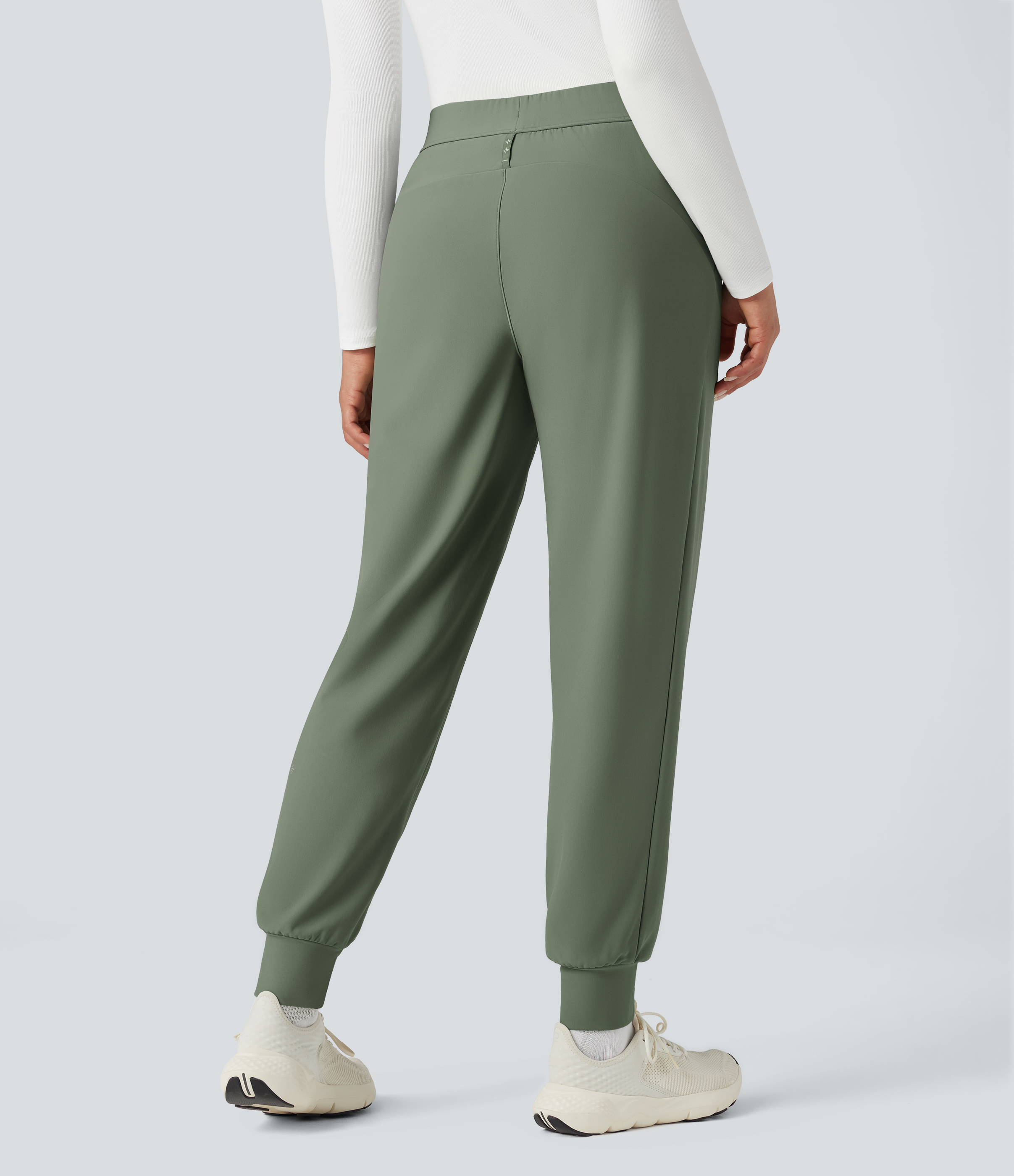 Durable Water Repellent Mid Rise Fleece Running Joggers with Pockets